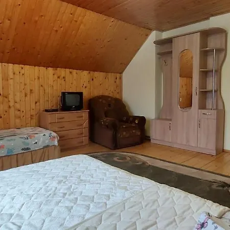 біля погару