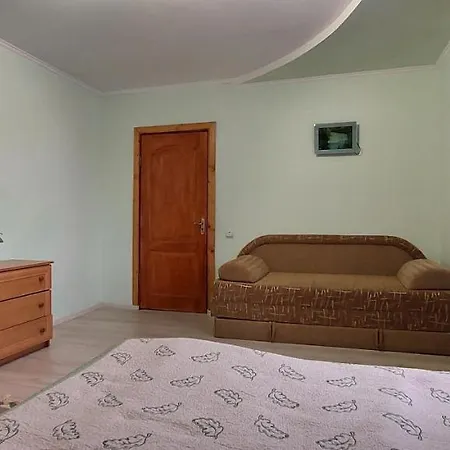 біля погару *