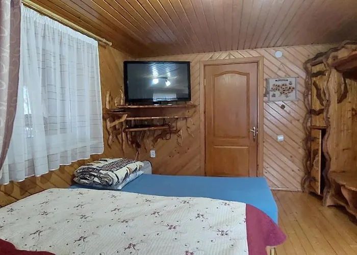біля погару Slavske
