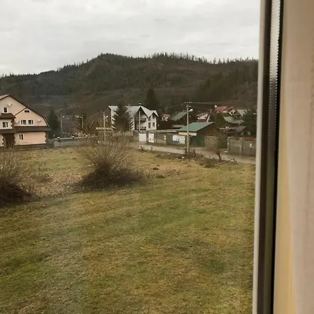 біля погару Pensión *